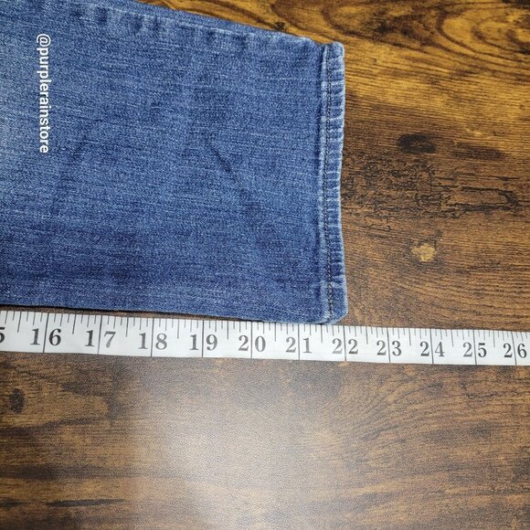 Vtg Levi's Jeans 10 Bold Curve Capri Mid Rise Medium Light Wash Stretch Denim - Picture 9 of 12
